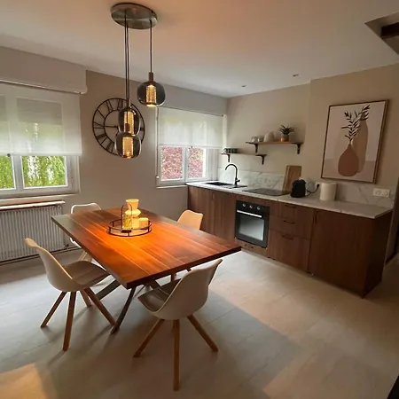 La Rose Apartment
